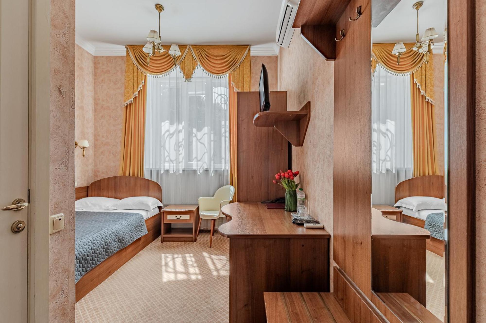Gallery Hotel Gintama Kiev Camera foto