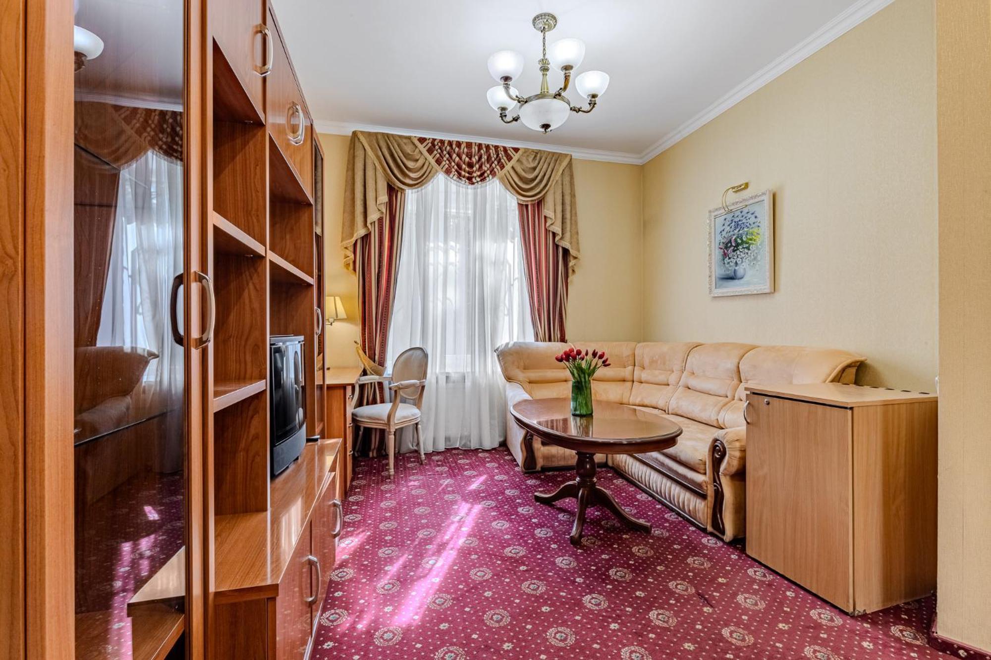 Gallery Hotel Gintama Kiev Esterno foto