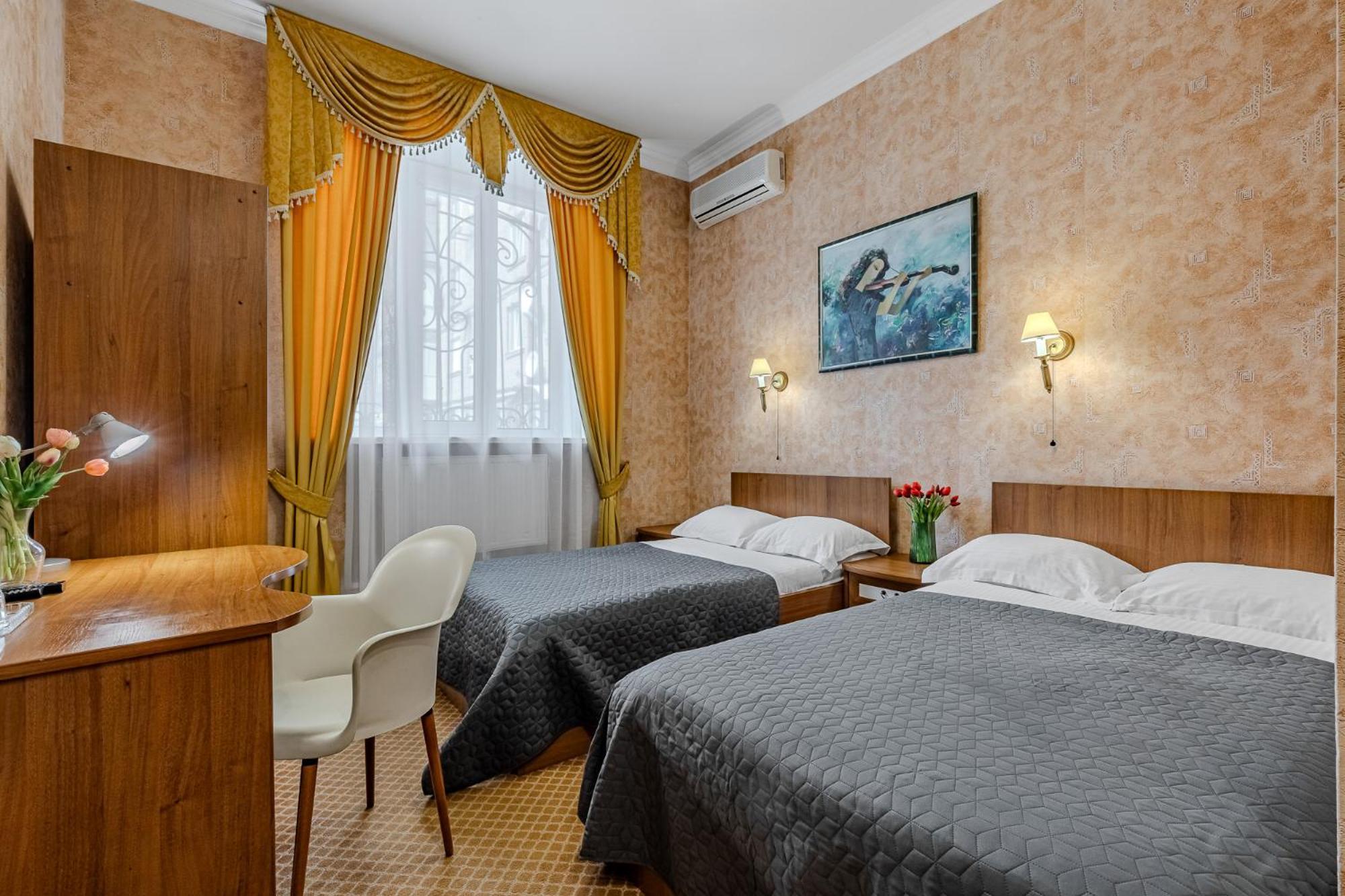 Gallery Hotel Gintama Kiev Esterno foto